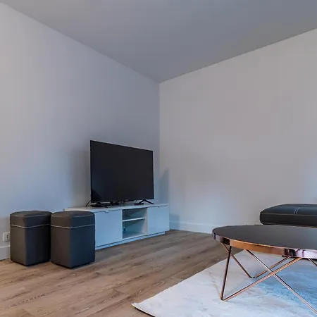 Oasis Urbaine For 8 Near To Paris